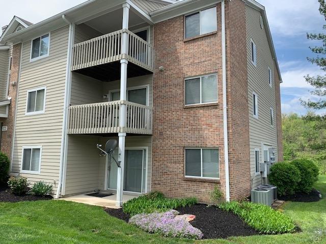 210 Willowbrook Drive - Photo 1