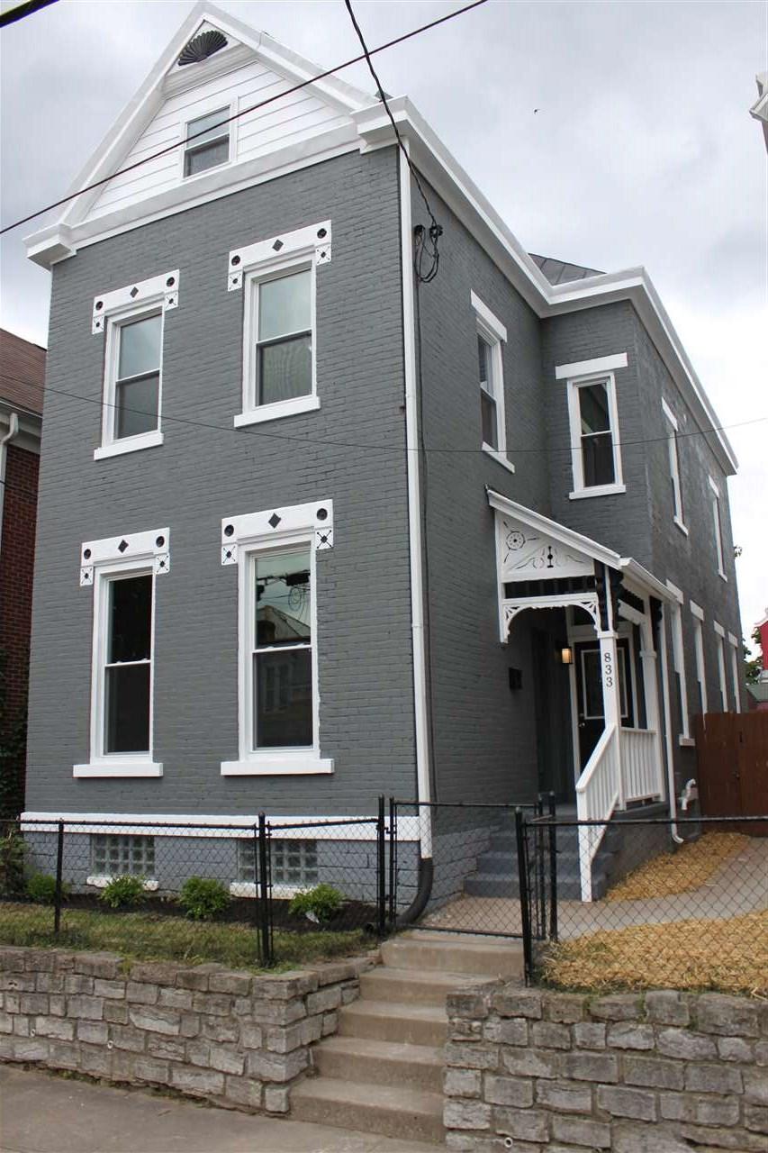 833 Isabella Street - Photo 1