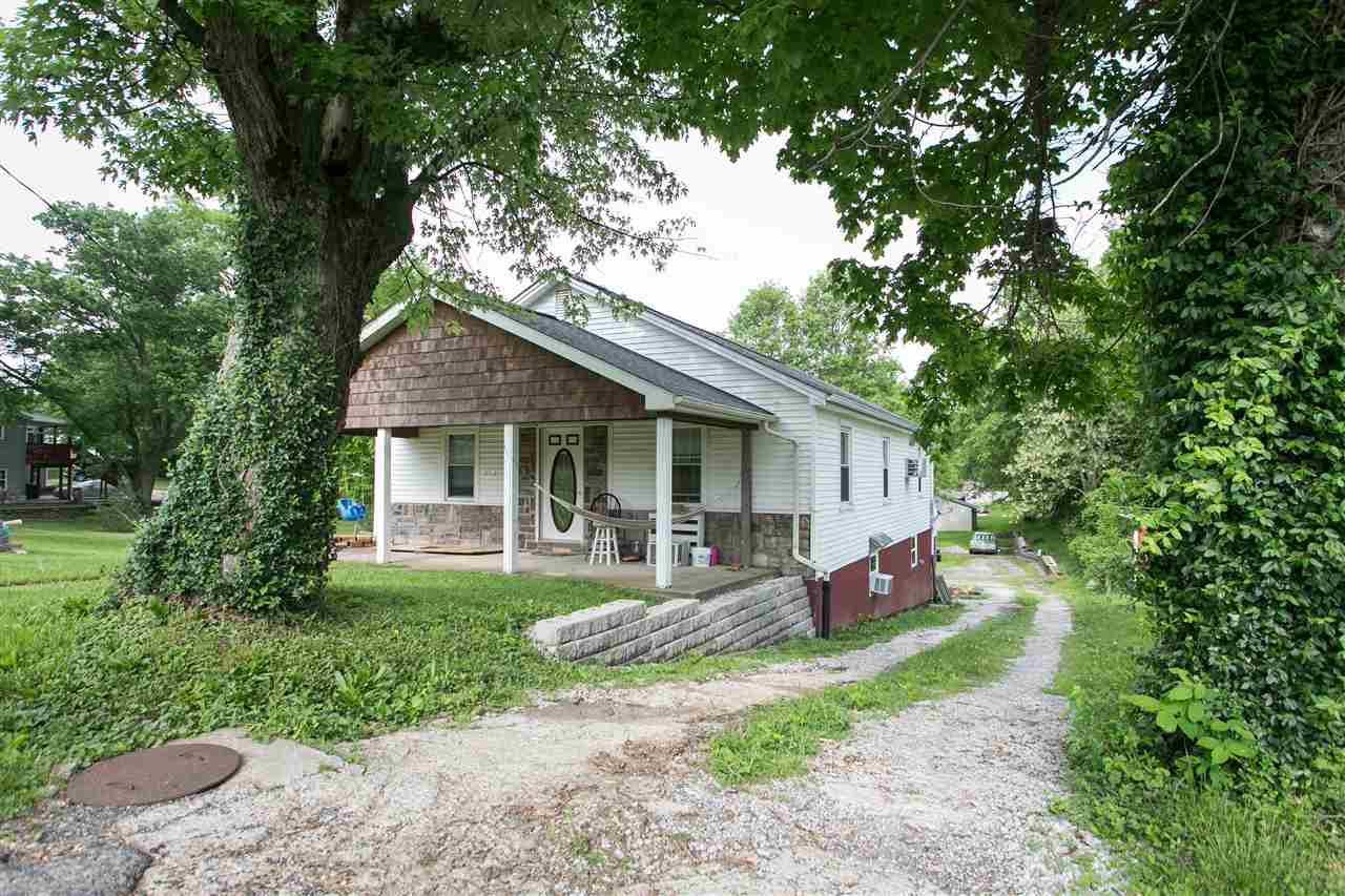 213 Roland Avenue - Photo 1
