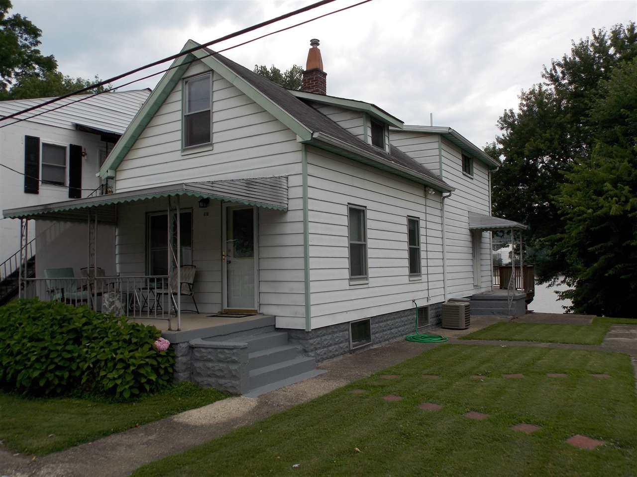 418 Hayward Avenue - Photo 1