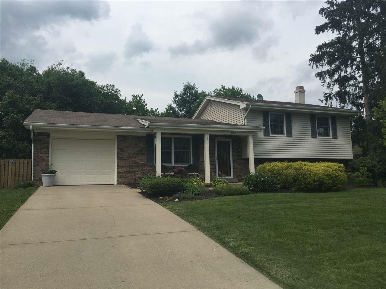 1027 Clubhouse Drive - Photo 1