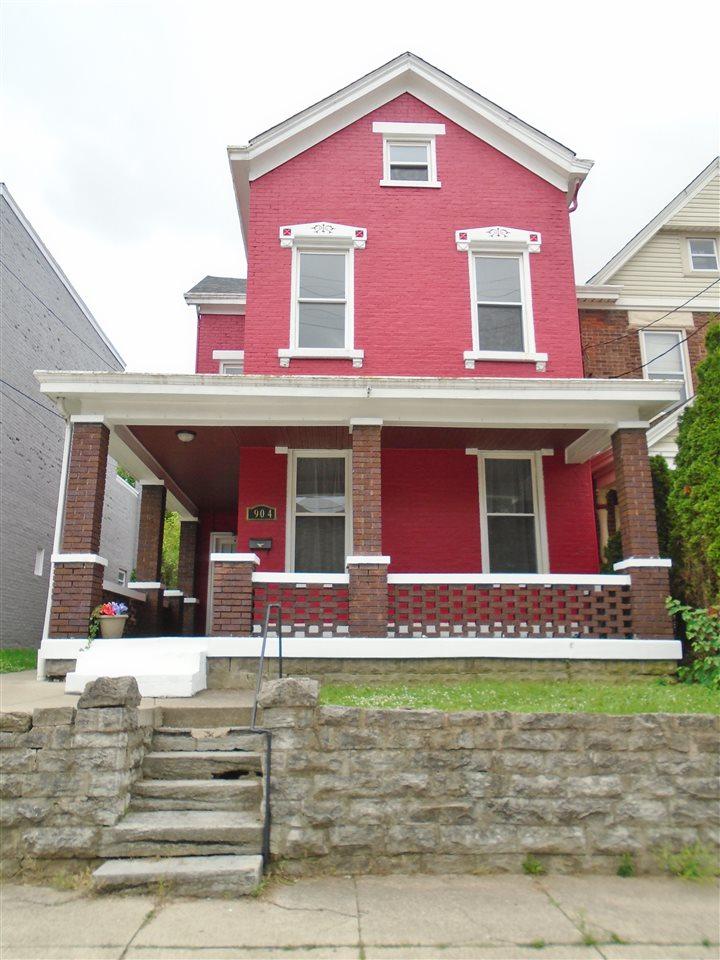 904 5th Avenue - Photo 1