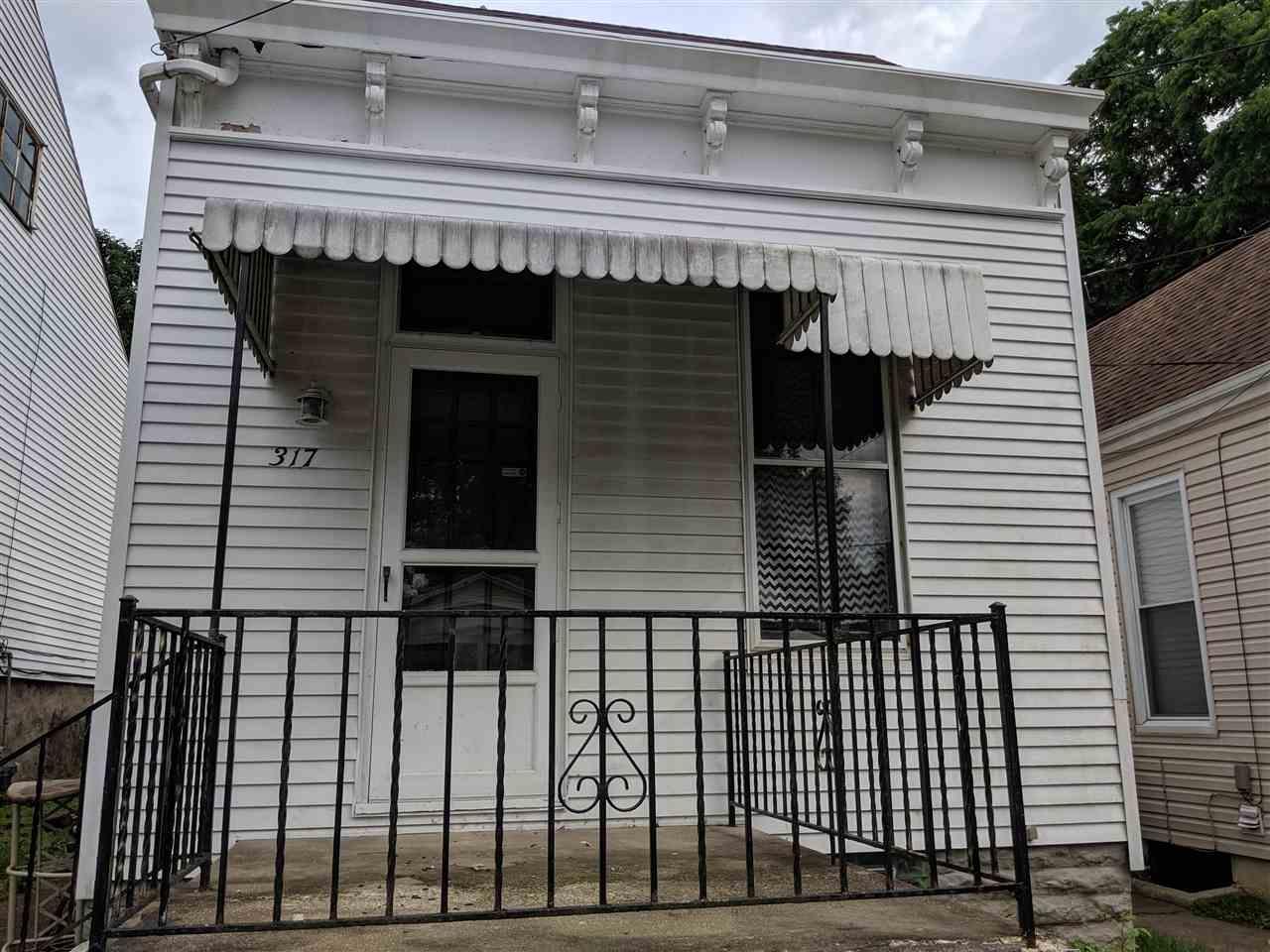 317 20th - Photo 1