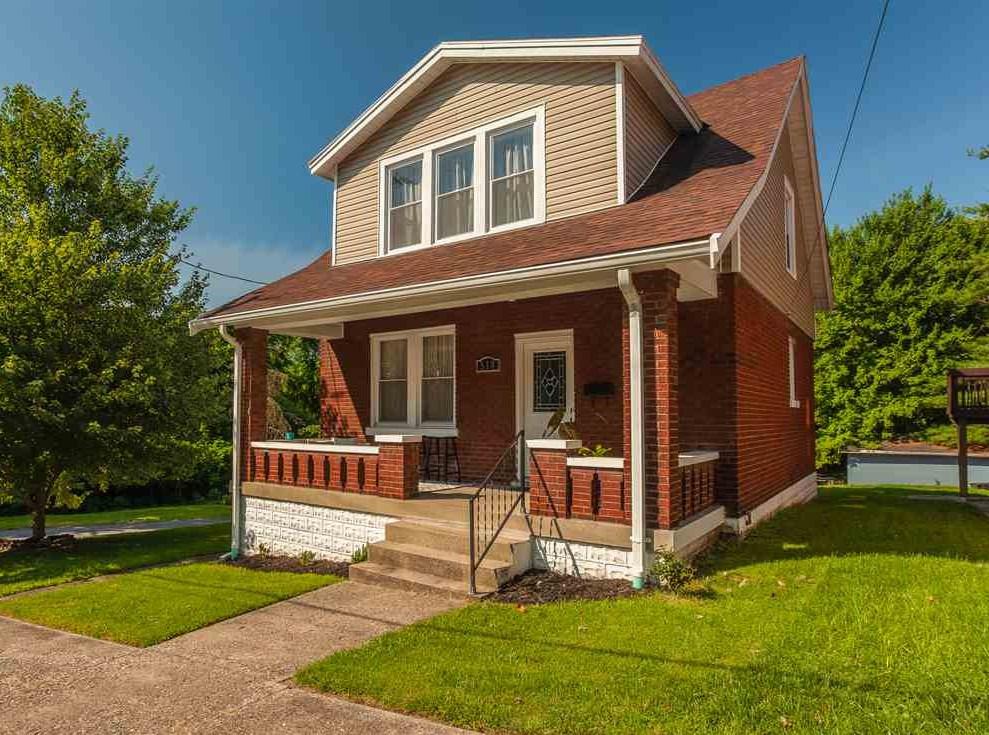 518 Van Voast Avenue - Photo 1