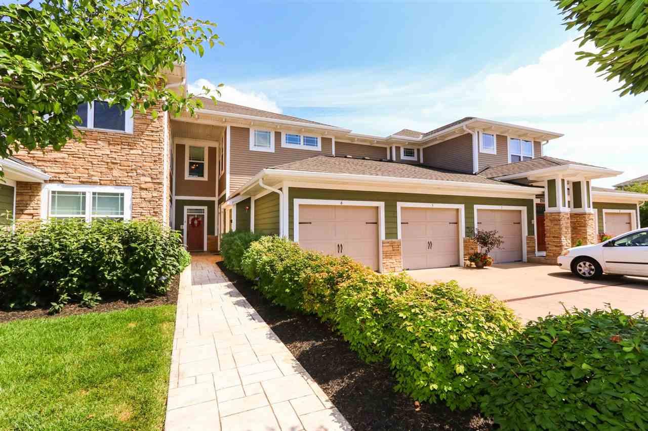 422 Riverpointe Drive - Photo 1