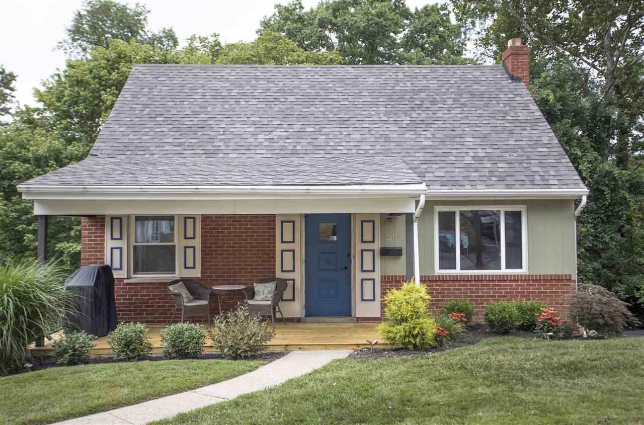 205 Cleveland - Photo 1