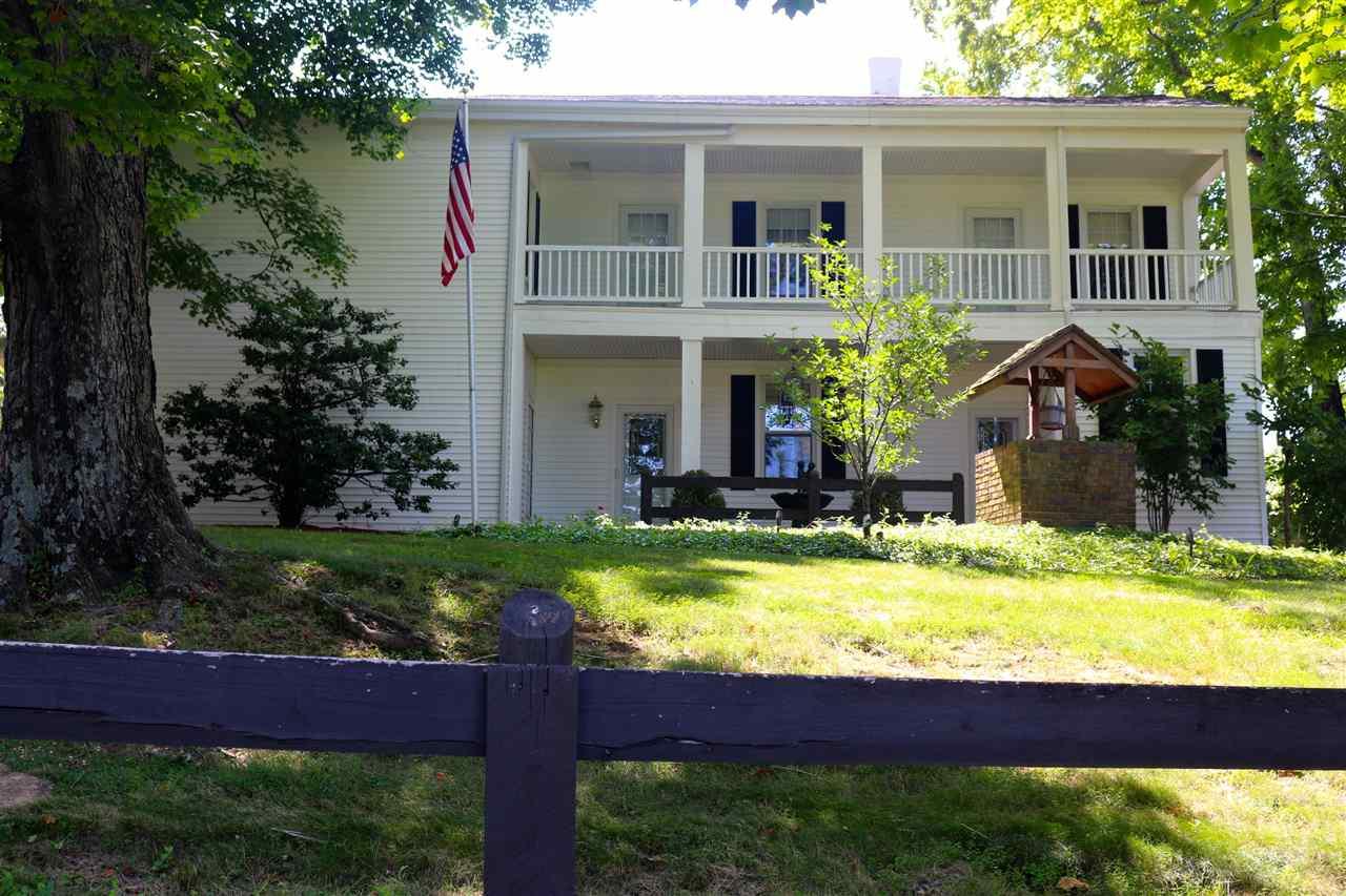 5961 Murnan Road - Photo 1