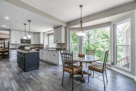 827 Twilight Drive - Photo 1