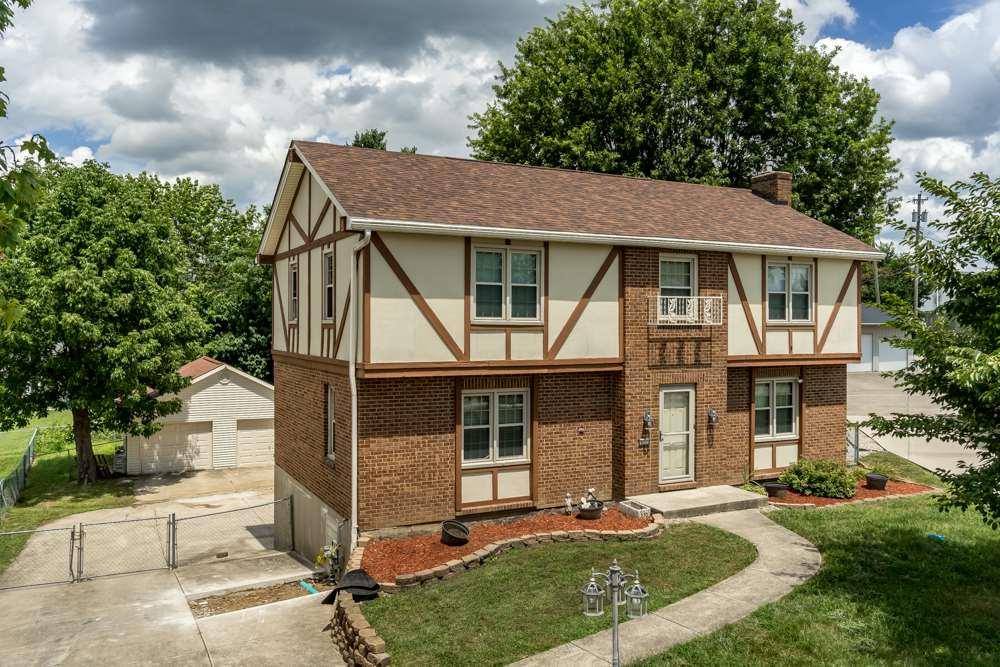 826 Gloucester Drive - Photo 1