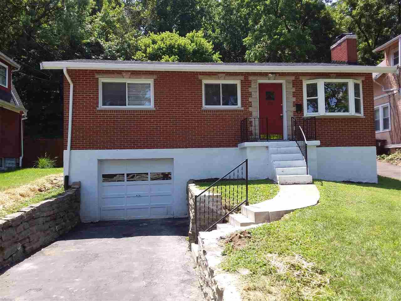 2531 Warren - Photo 1