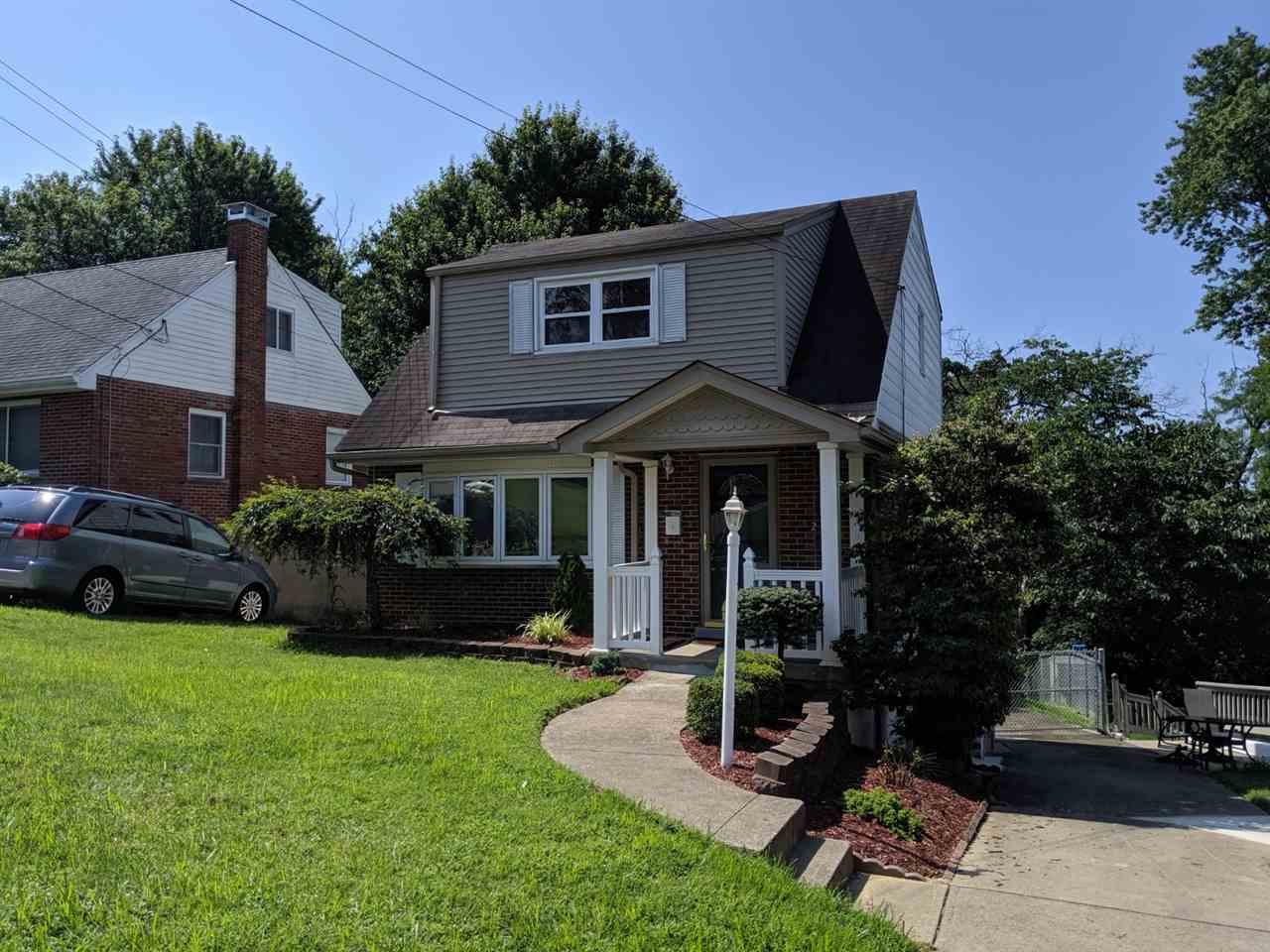 2 Sherry Lane - Photo 1
