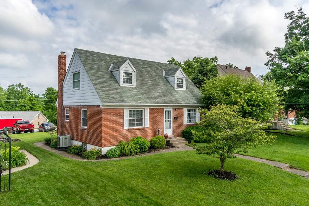 19 Terrace Avenue - Photo 1