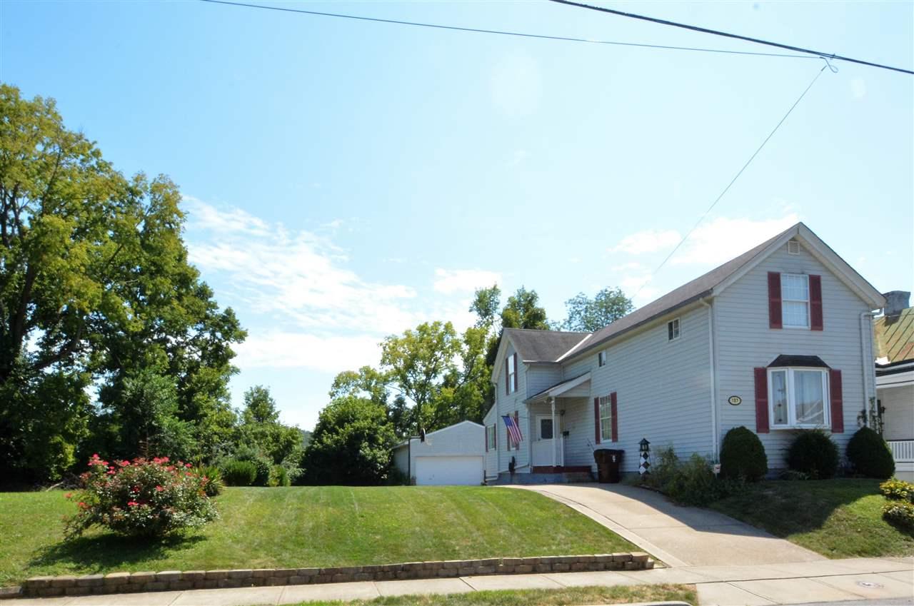 137 43rd Street - Photo 1