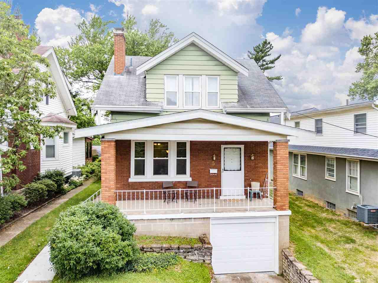 5 Dumfries Avenue - Photo 1
