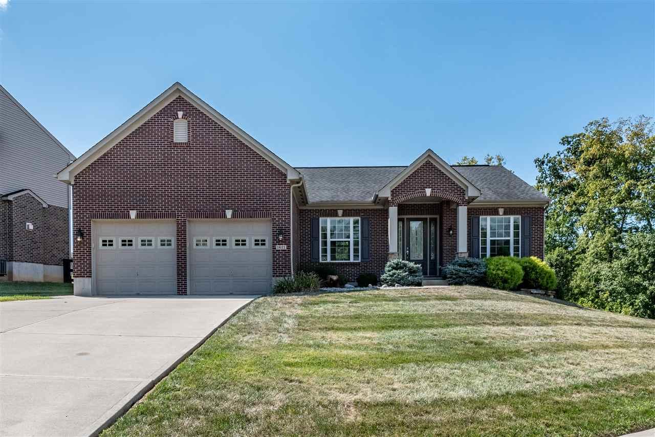 1621 Tremont Court - Photo 1