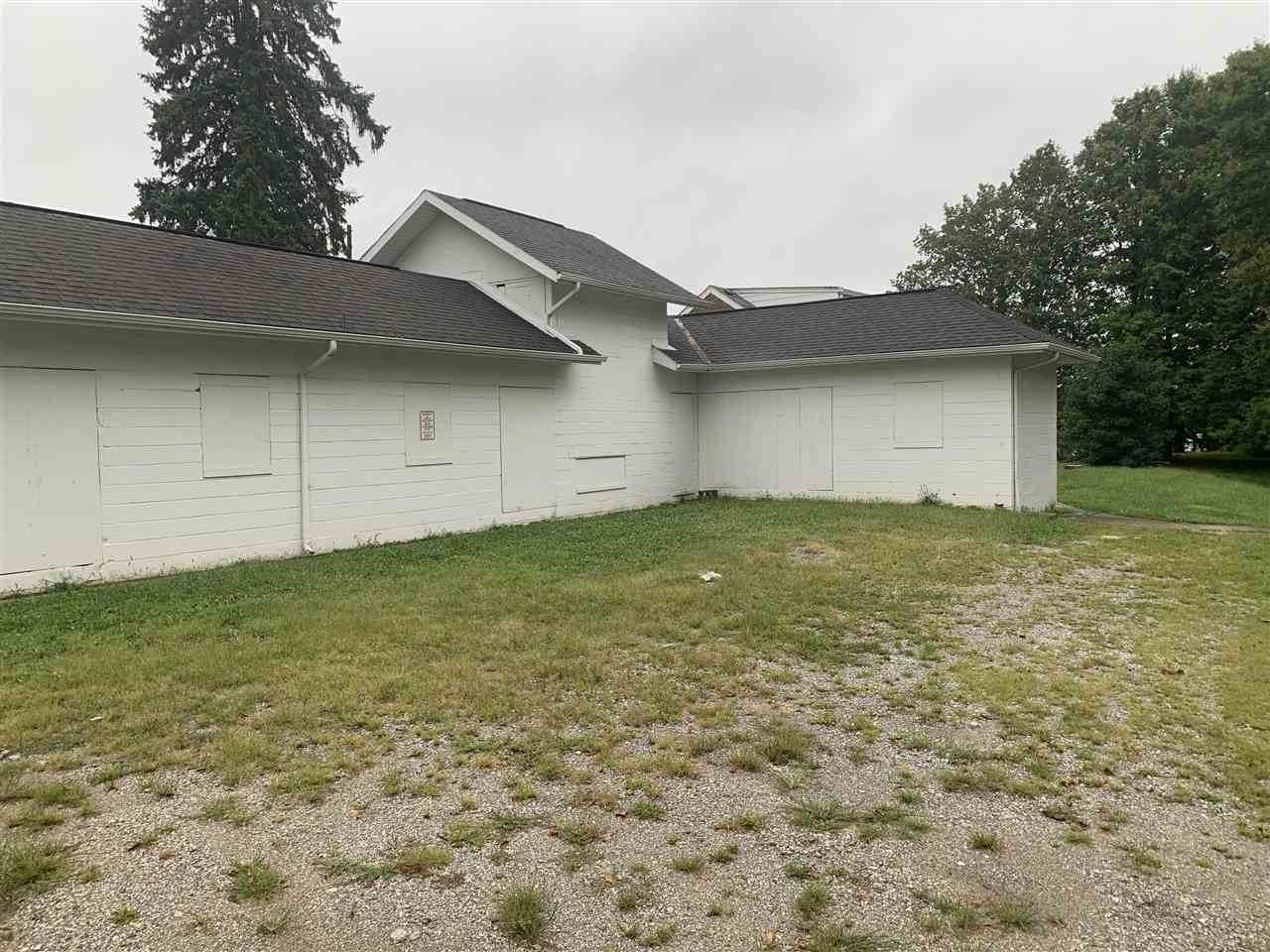 7646 Alexandria Pike - Photo 1