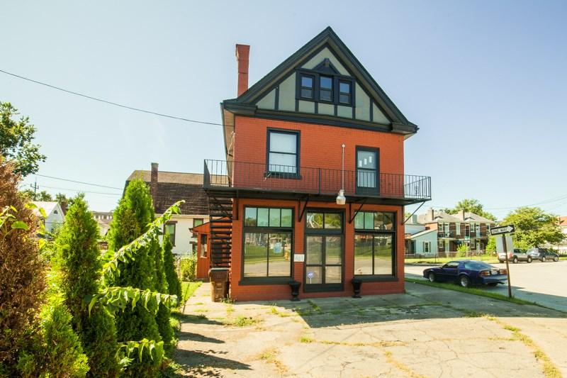 401 19th Street - Photo 1