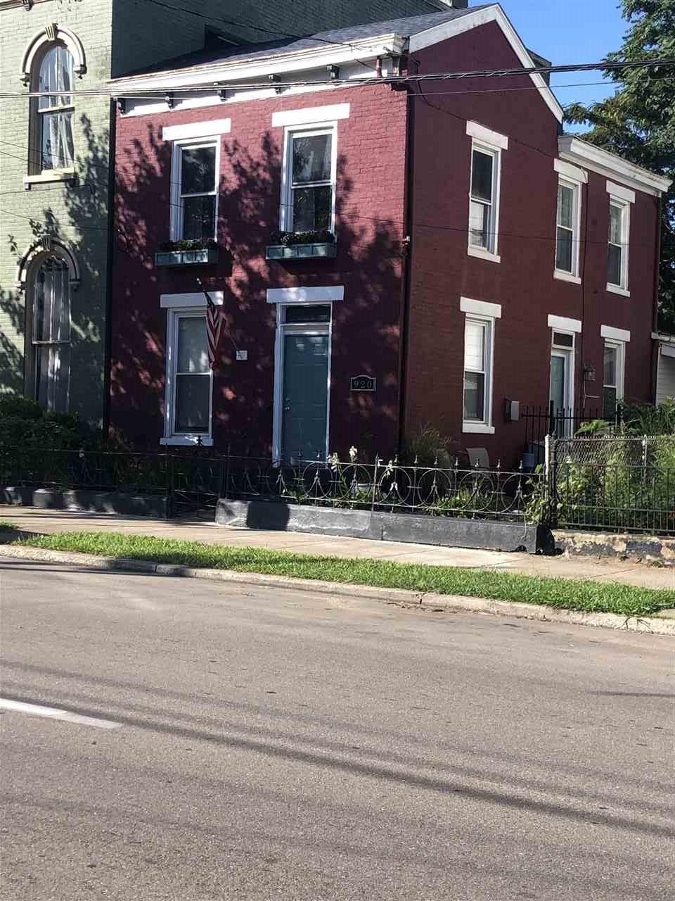 920 York Street - Photo 1