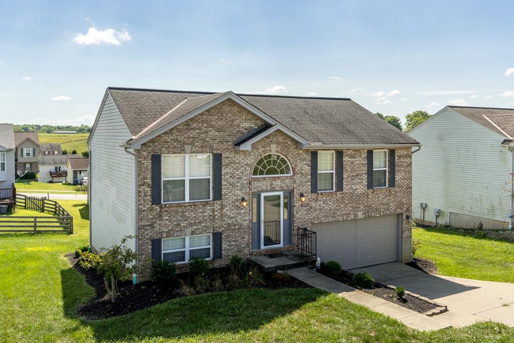 209 Alexis Circle - Photo 1