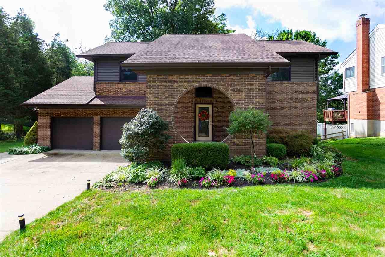 795 Elizabeth - Photo 1