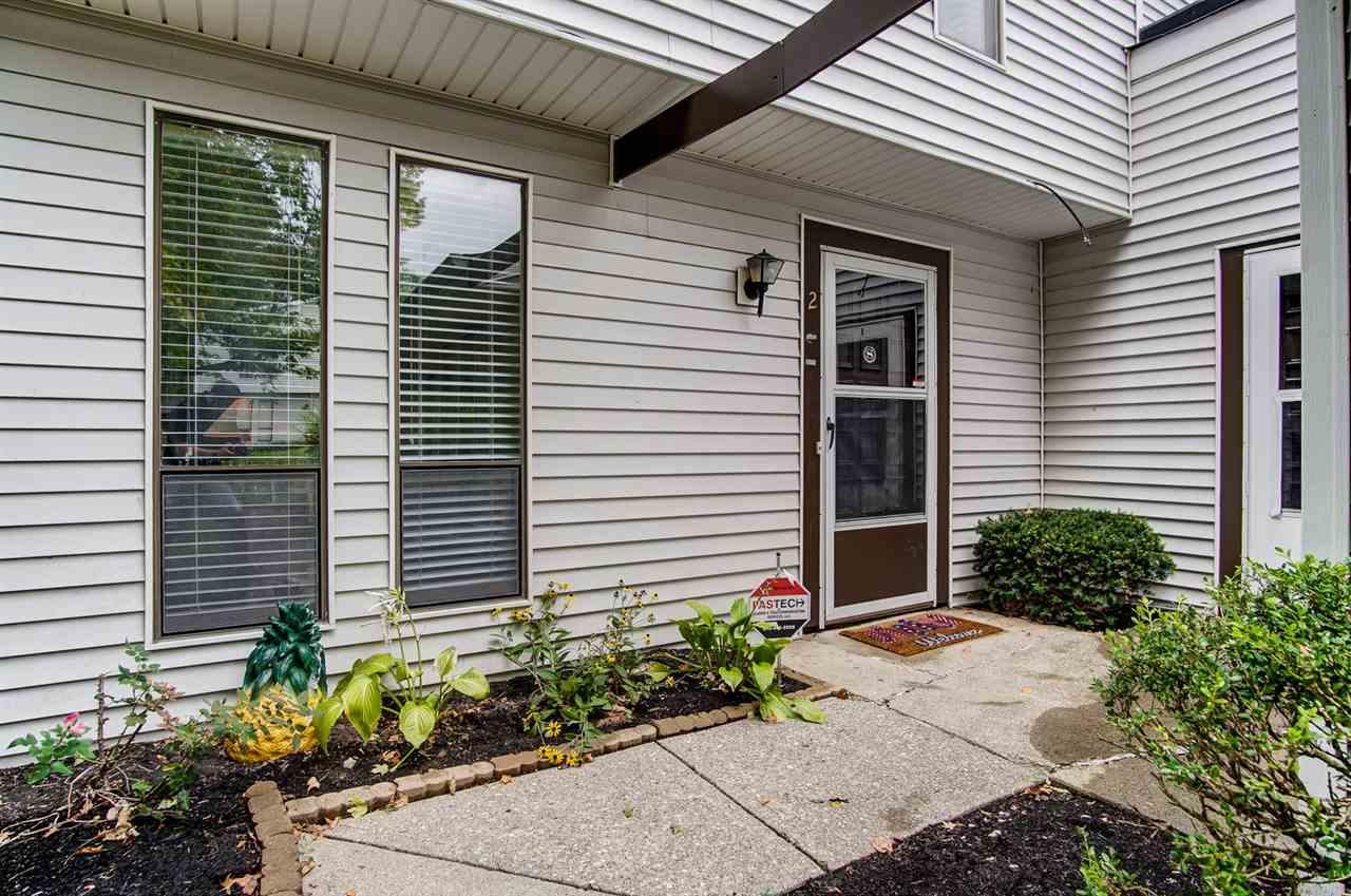 4241 Briarwood Dr - Photo 1