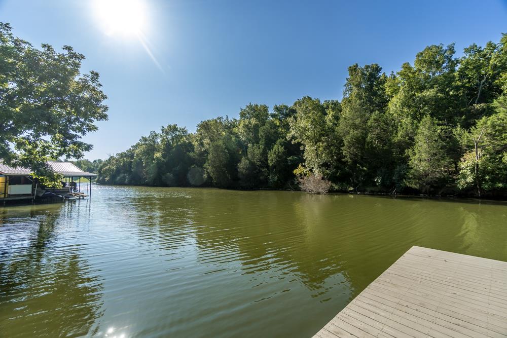400 Price Hill Drive - Photo 1