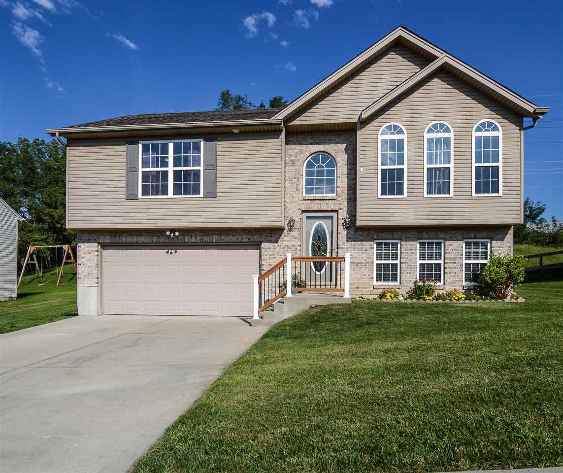 300 Brentwood Drive - Photo 1