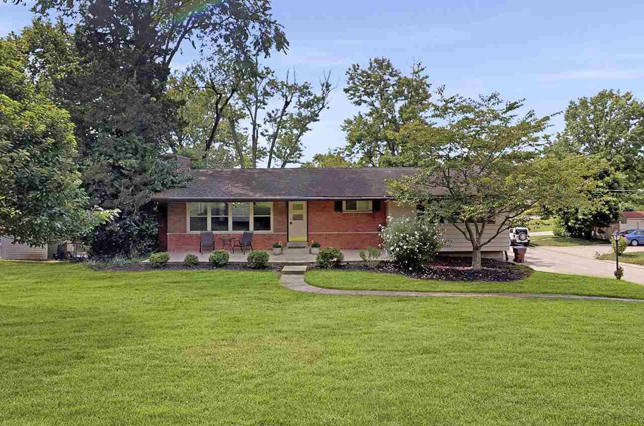 3037 Brookwood Drive - Photo 1