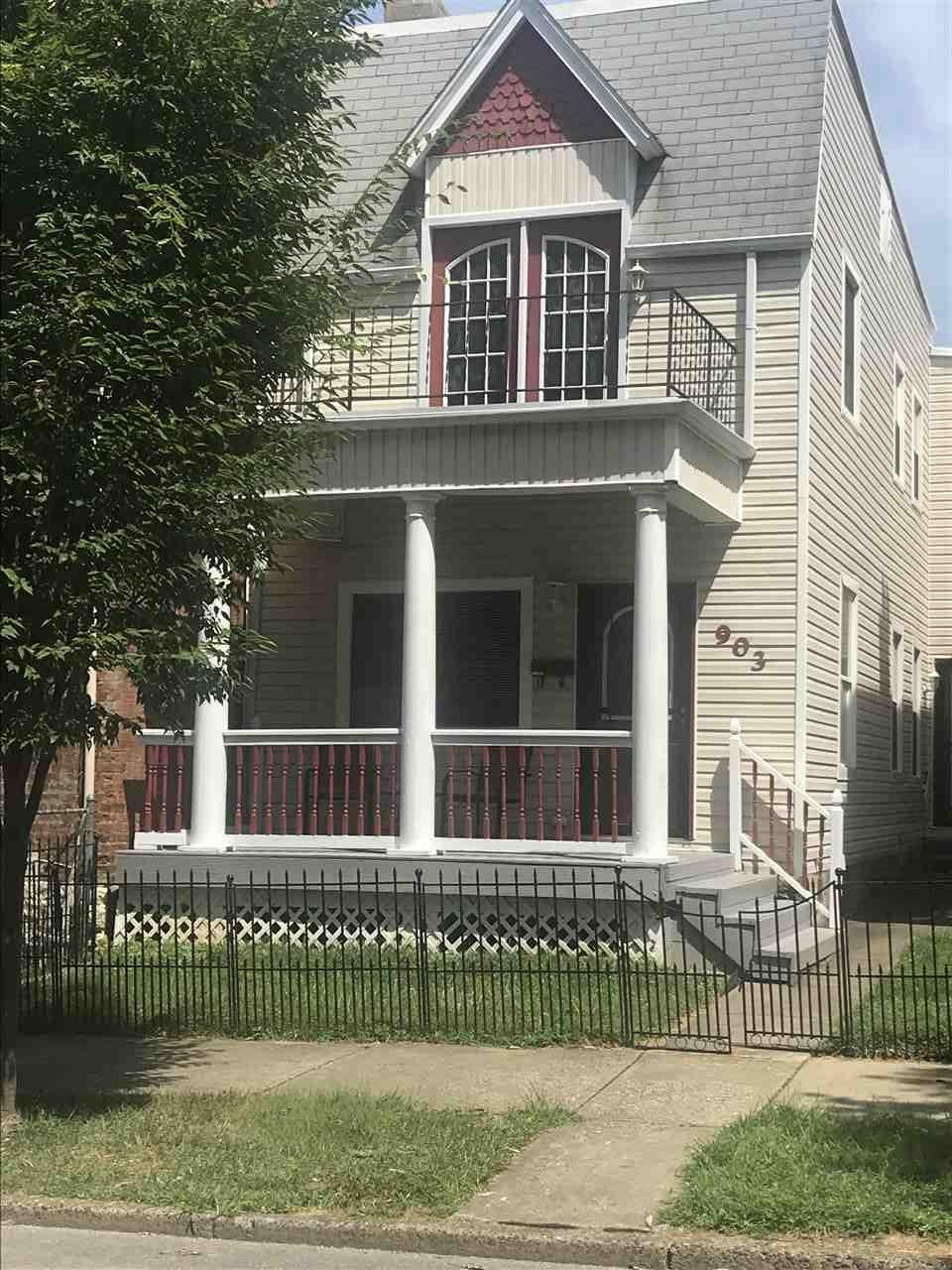 903 Park Avenue - Photo 1