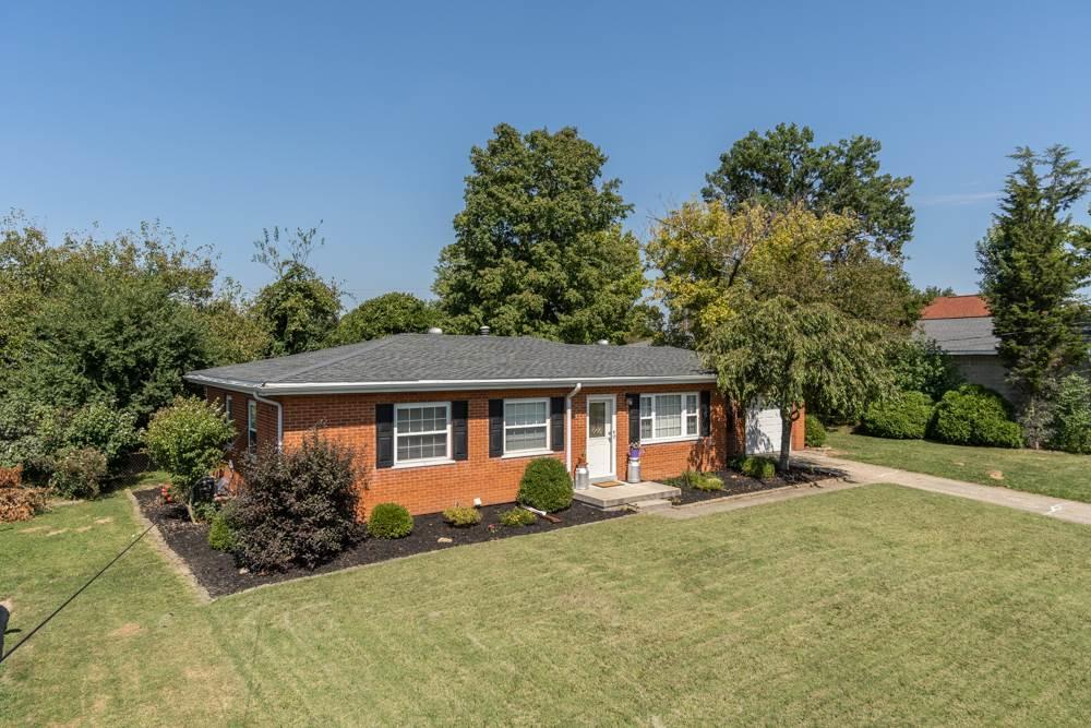 200 Roberta Avenue - Photo 1