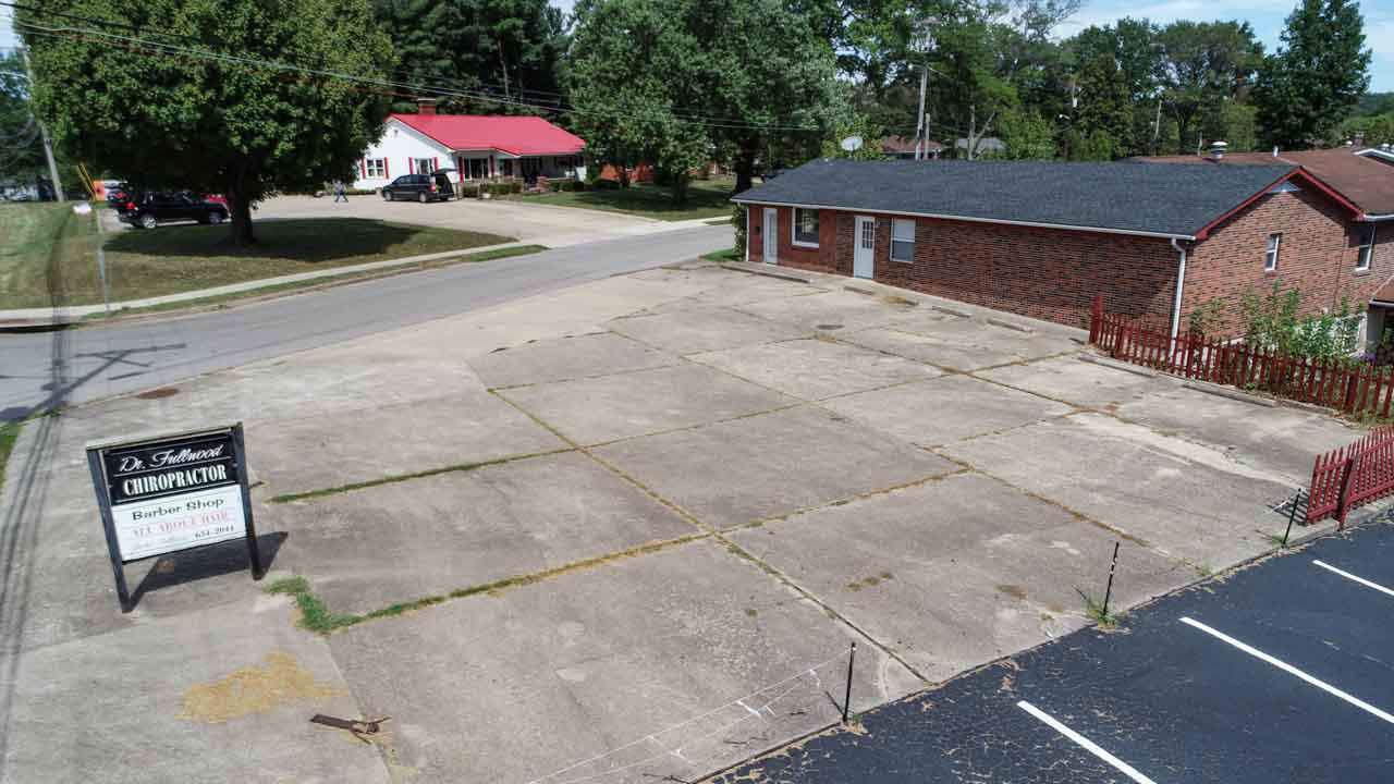 726 Robbins Avenue - Photo 1