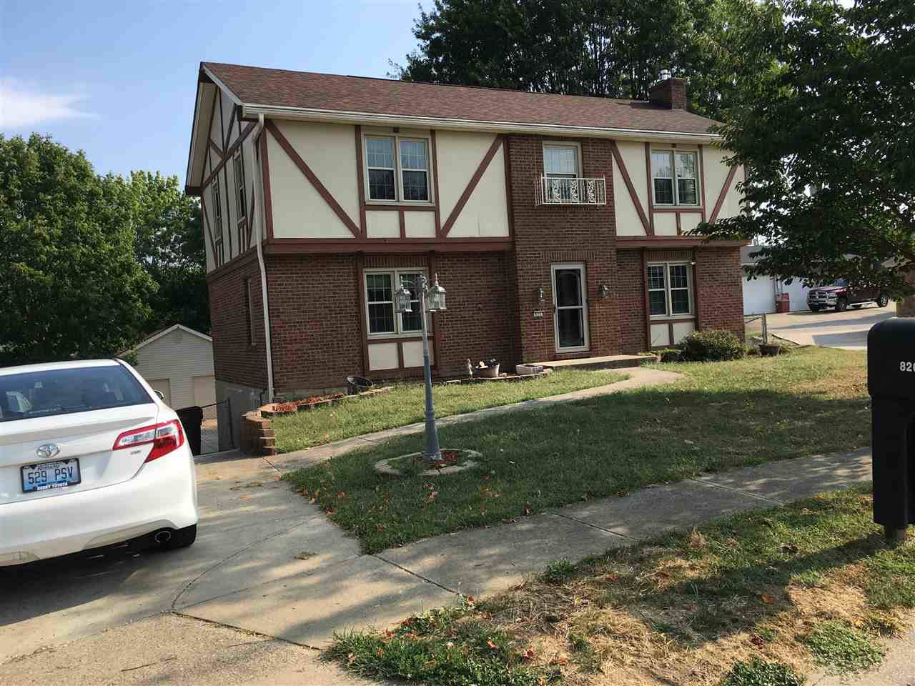 826 Gloucester Drive - Photo 1