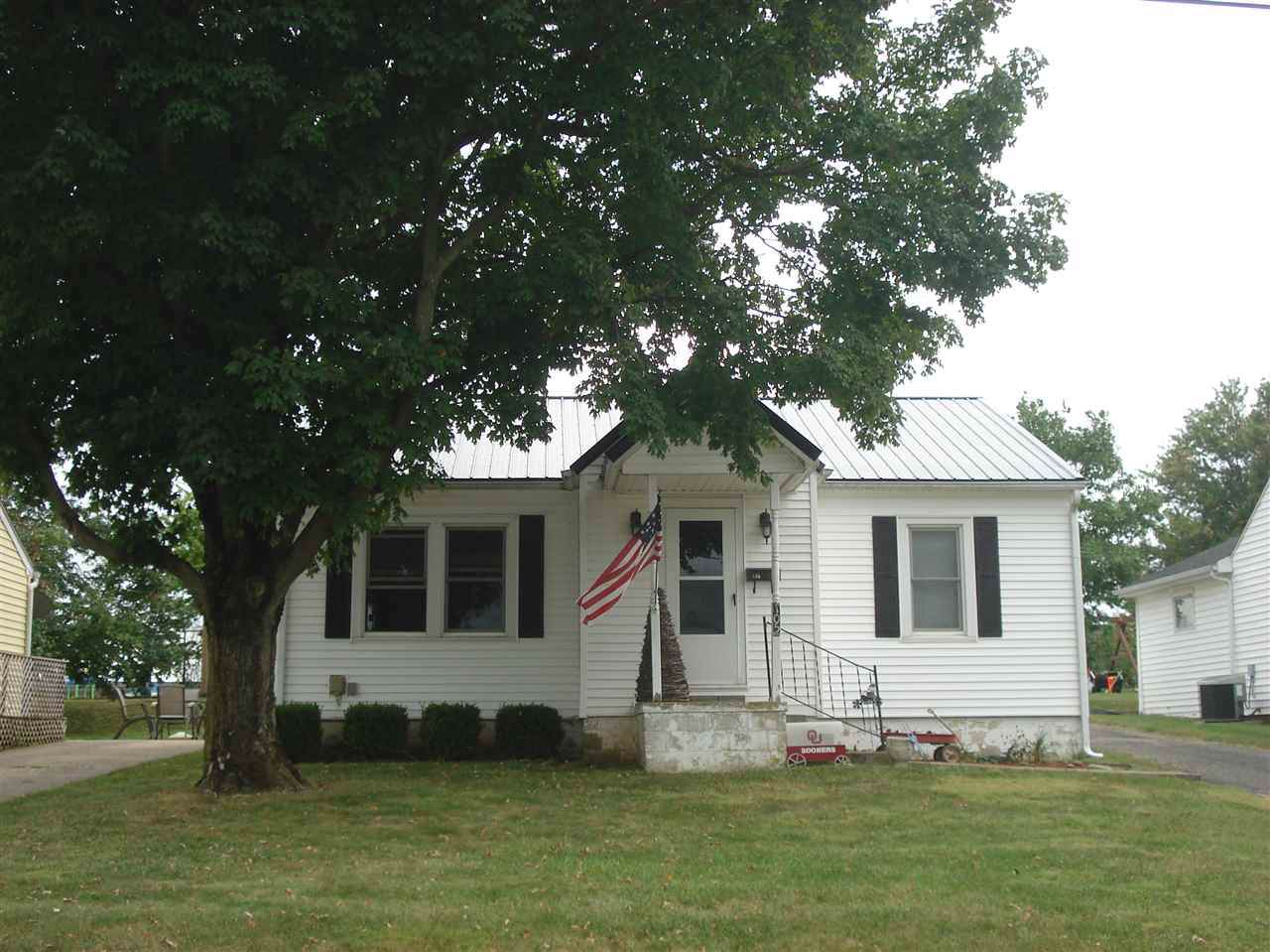 105 Stone Avenue - Photo 1 105 Stone Avenue - Photo 1