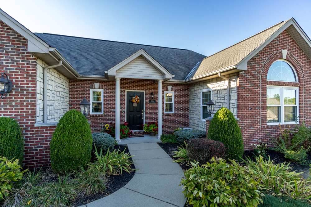 206 Carla Court - Photo 1