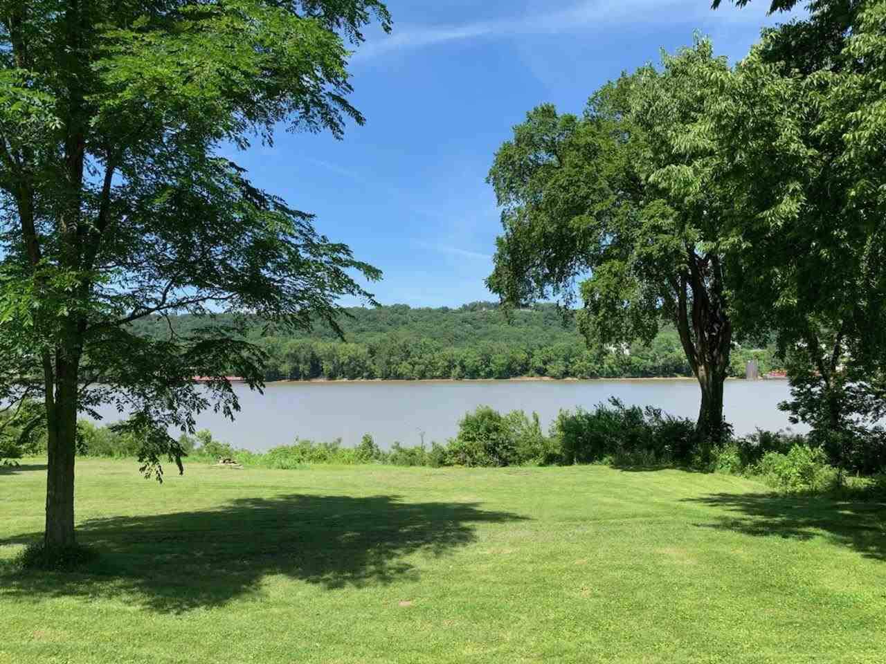 4716 River Road - Photo 1