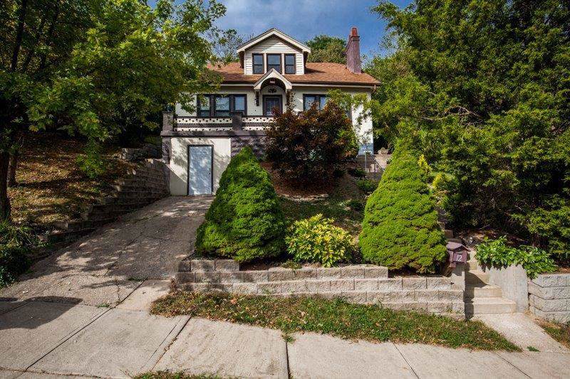 12 Summer Hill Avenue - Photo 1