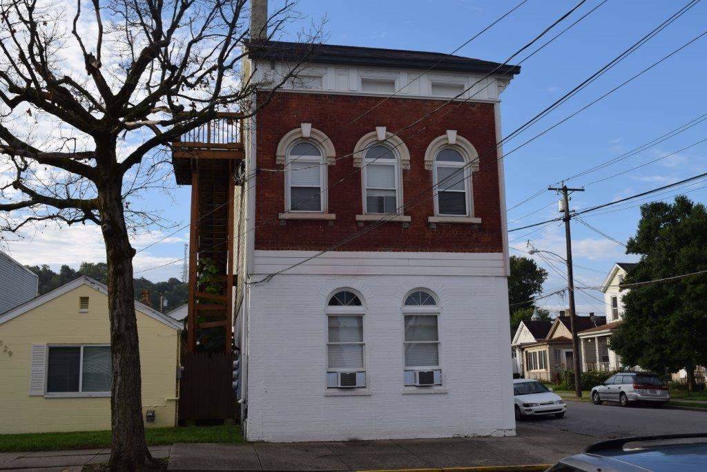 129-131 Ash Street - Photo 1