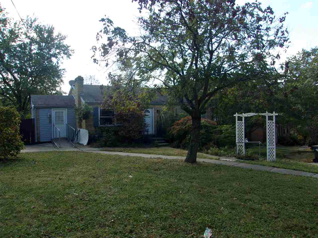 713 Saint Matthews Circle - Photo 1