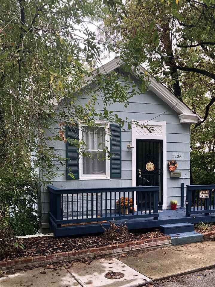 1206 Forest Avenue - Photo 1