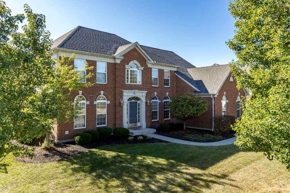 865 Ashridge - Photo 1