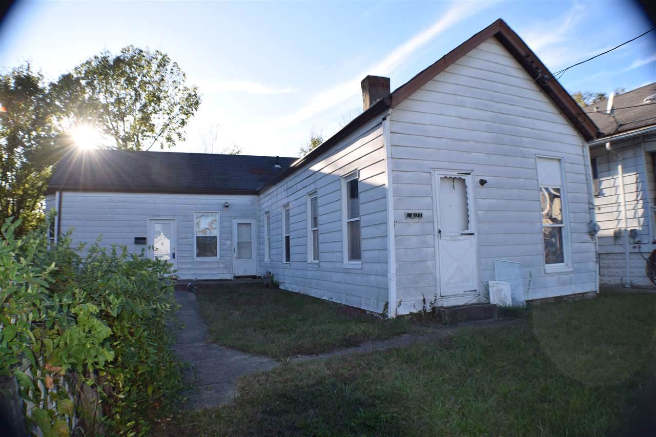 4423 Vermont Ave - Photo 1