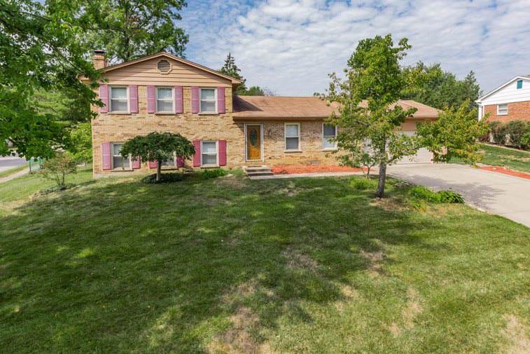 837 Niewahner Drive - Photo 1