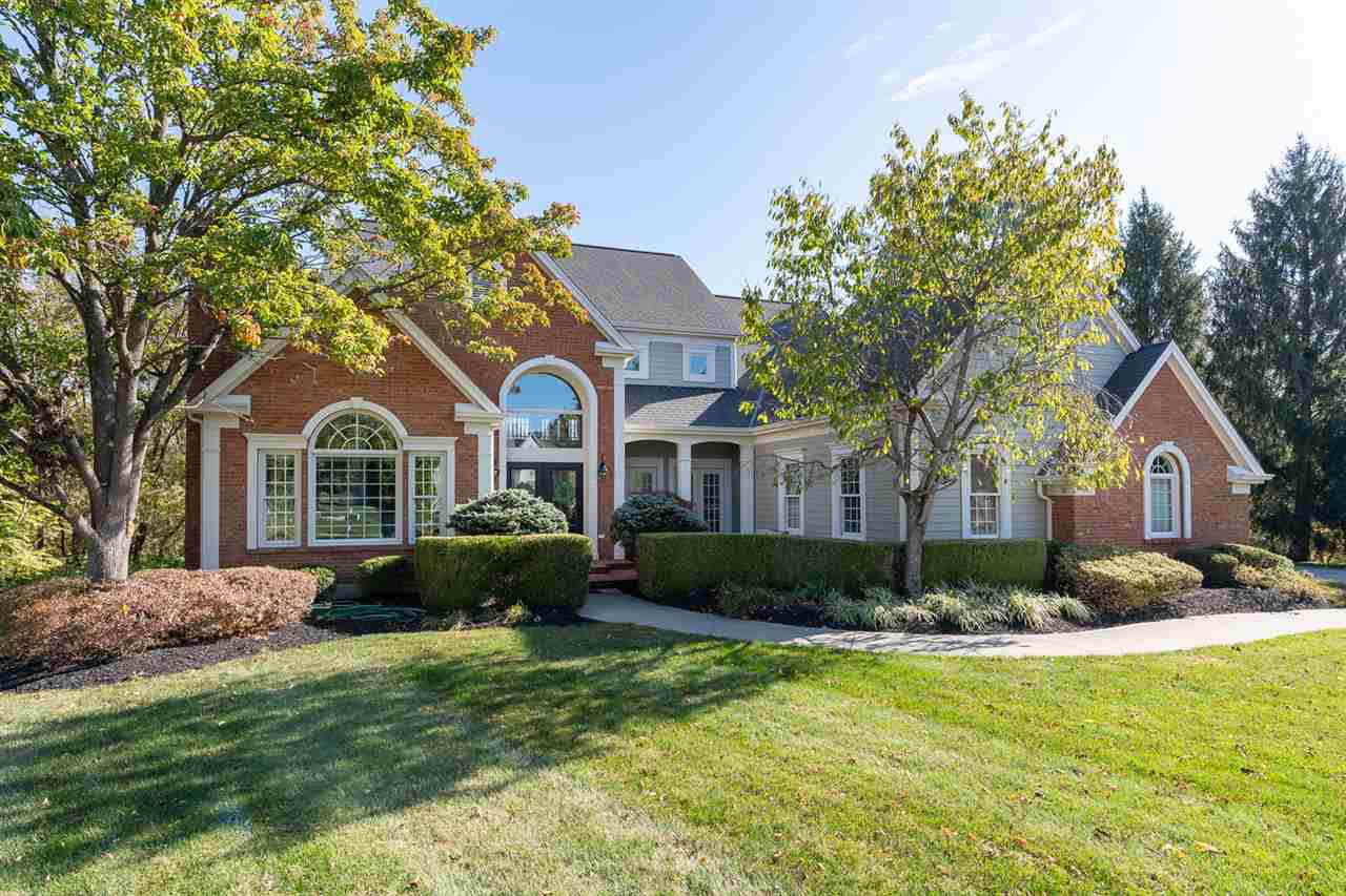 661 Edinburgh Court - Photo 1