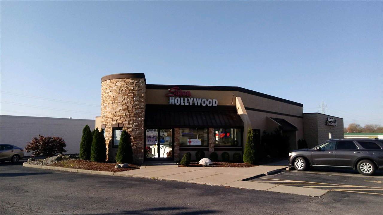 7911 Mall - Photo 1