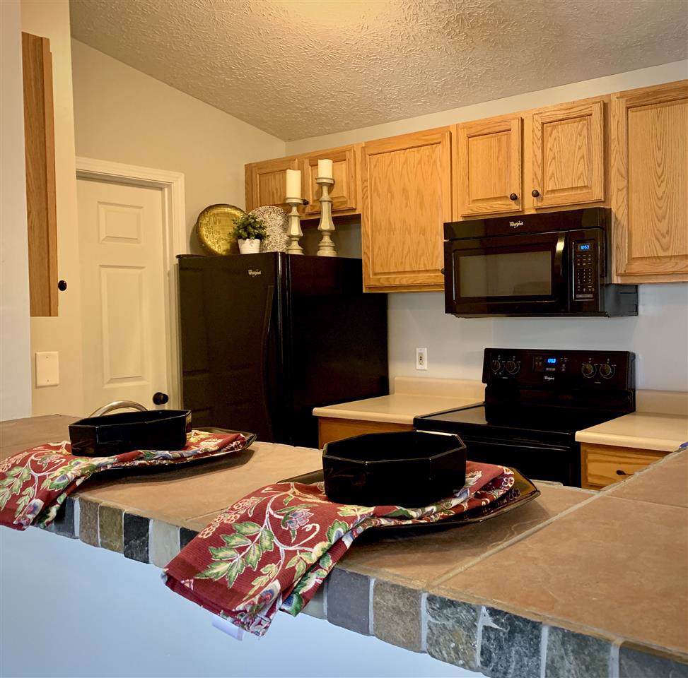 2292 Medlock - Photo 1