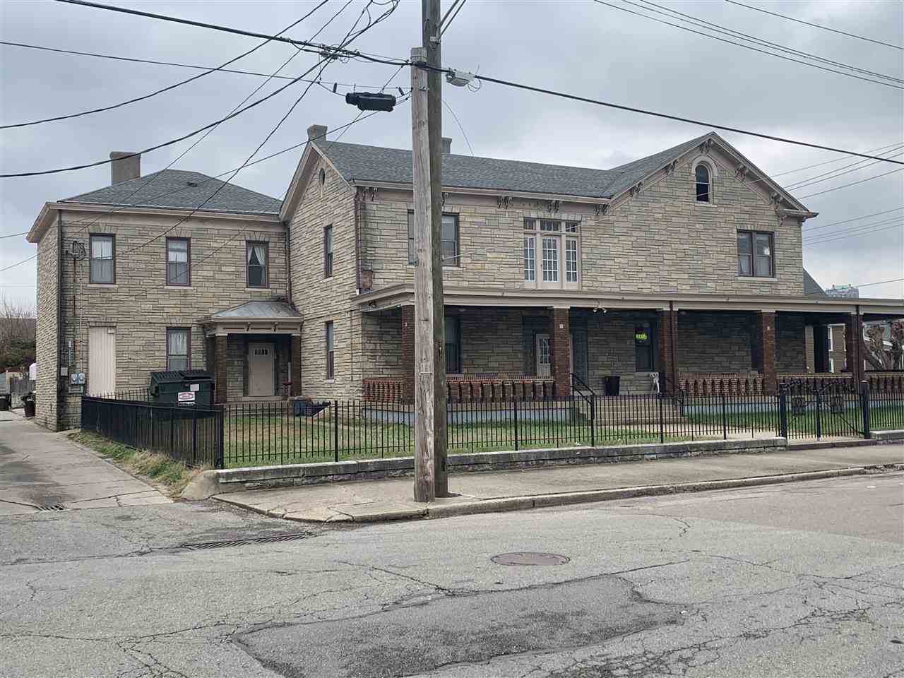 638 5th Avenue - Photo 1