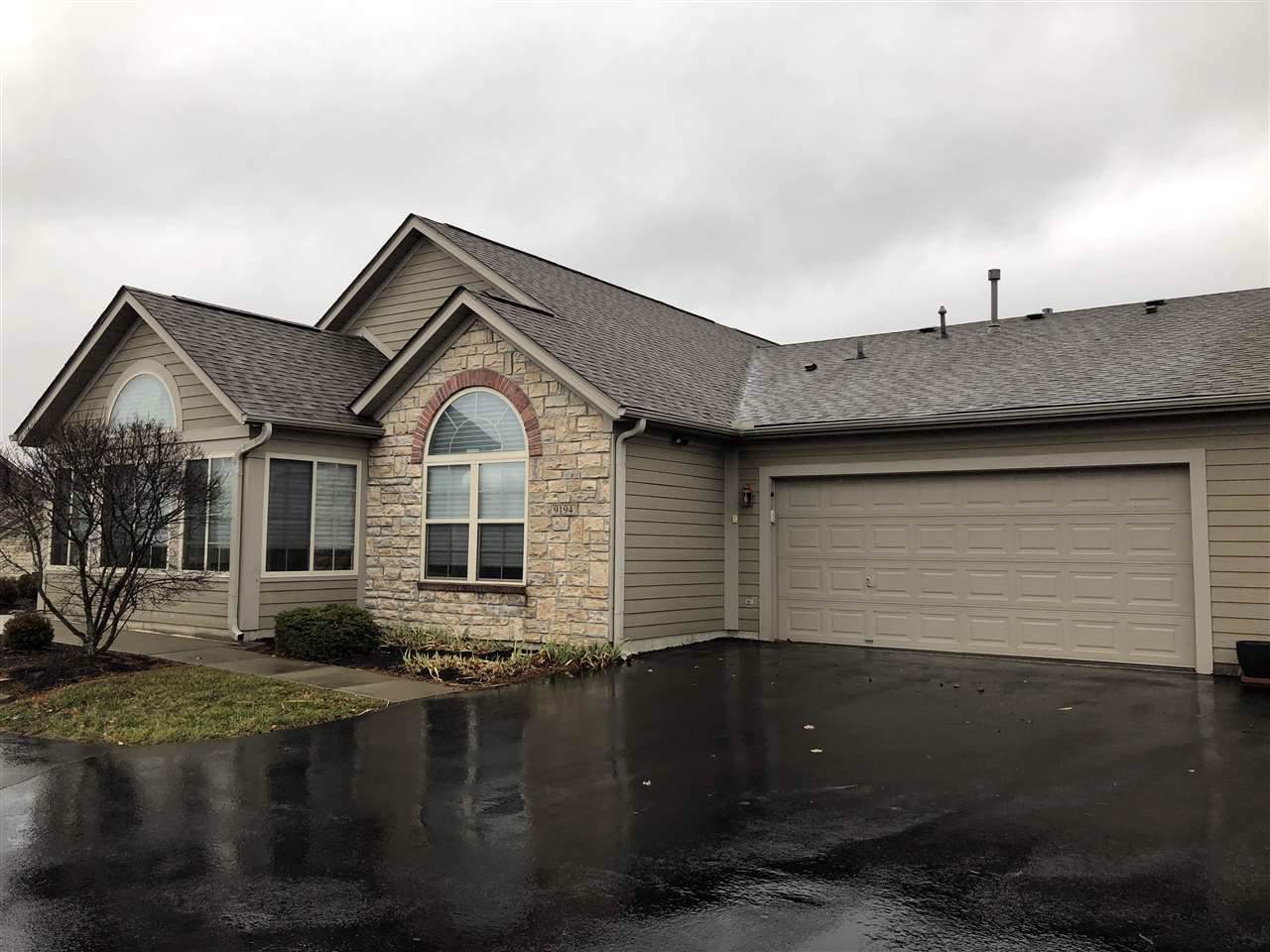 9194 Royal Oak - Photo 1