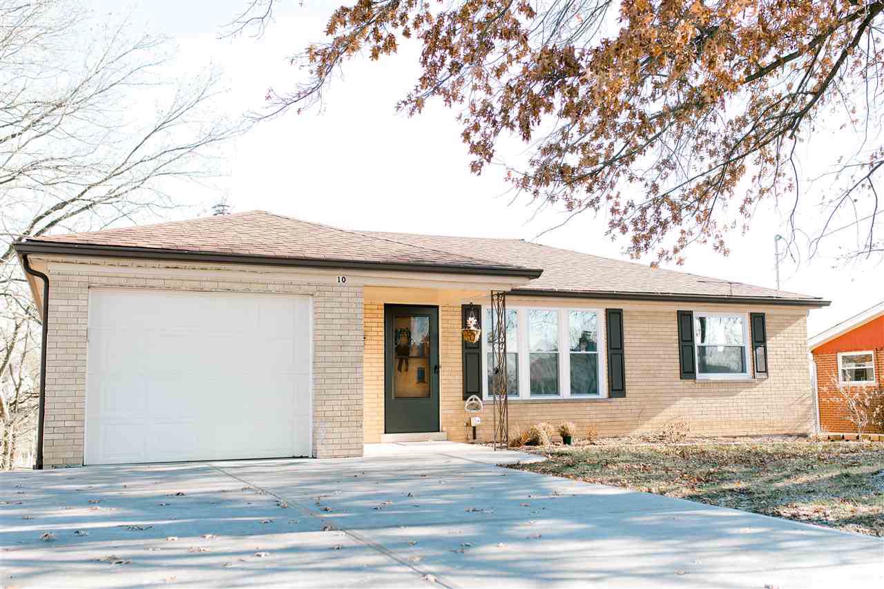 10 Sheridan - Photo 1