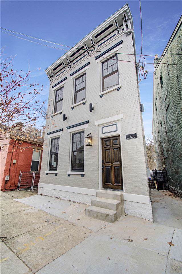813 Philadelphia Street - Photo 1