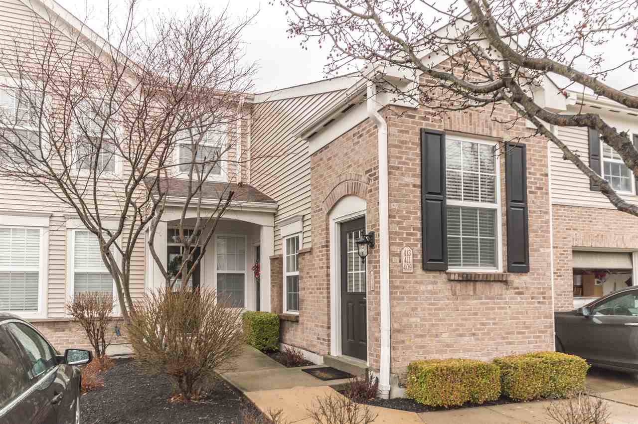 409 Breezewood Court - Photo 1